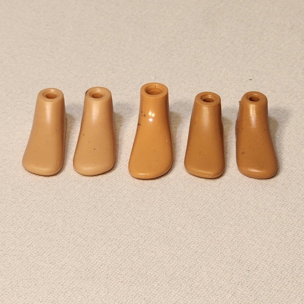 Vintage BRATZ Bare Feet - 5 Feet Replacement Bratz Feet